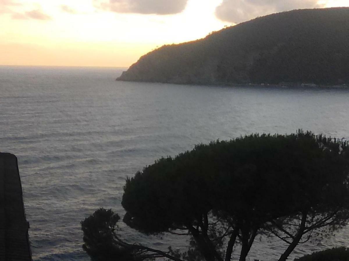 Villa Un Gioiello Con Vista Mare Moneglia Exterior foto